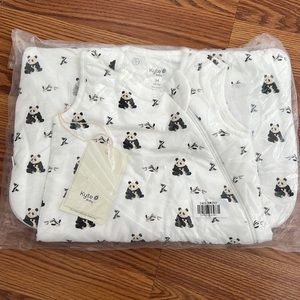Kyte Baby sleep sack - size medium, 1.0 TOG. Black and white zen print.